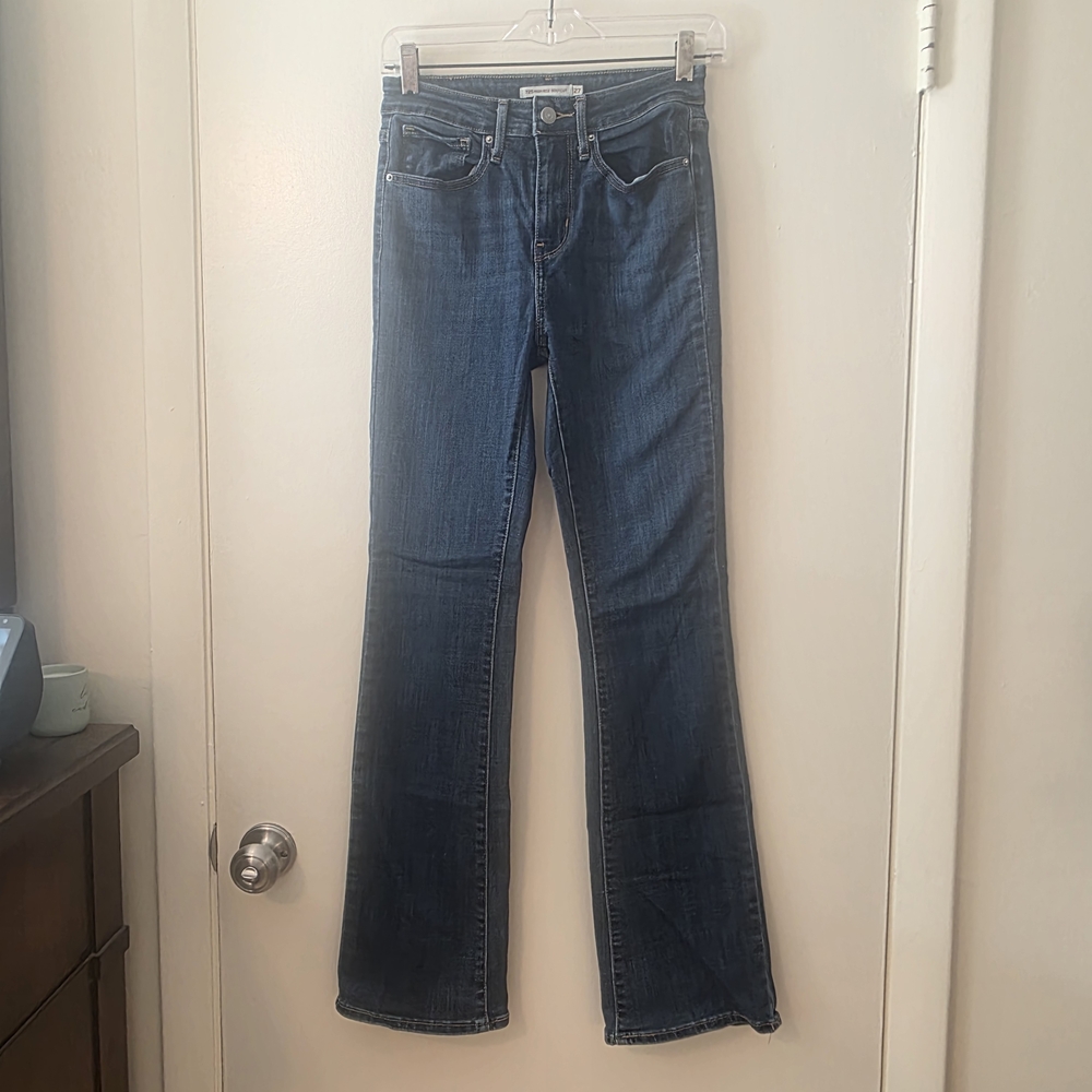Levi's 725 High-Rise Bootcut Jeans - Dark blue